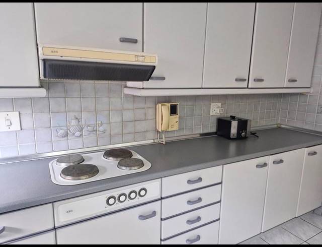 6 BEDROOM HOUSE FOR SALE IN CRAVENBY